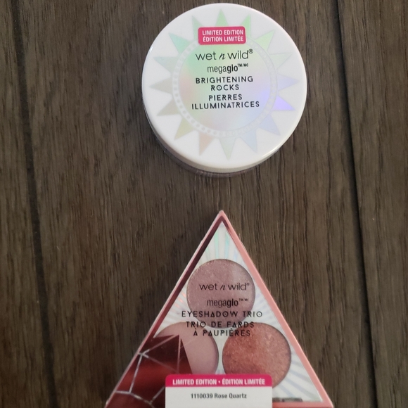 NWT Wet n Wild MegaGlo Bundle - Picture 3 of 4